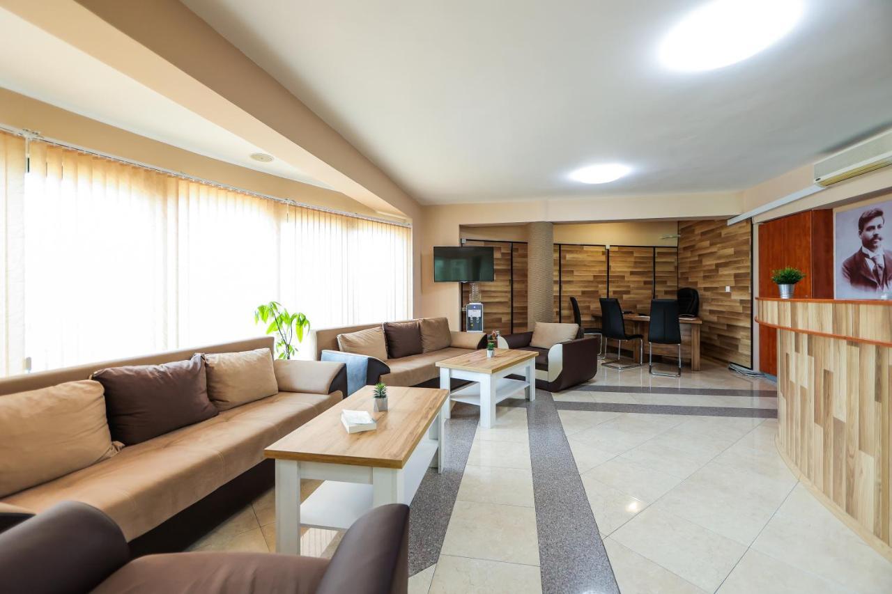 Family Hotel 고체 델체프 외부 사진